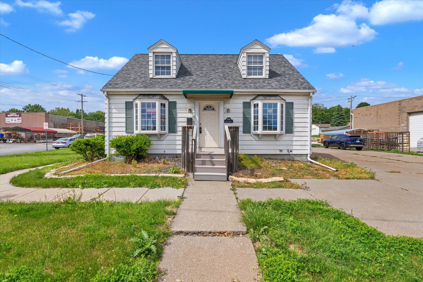 1906 Grant Street Property Photo 1