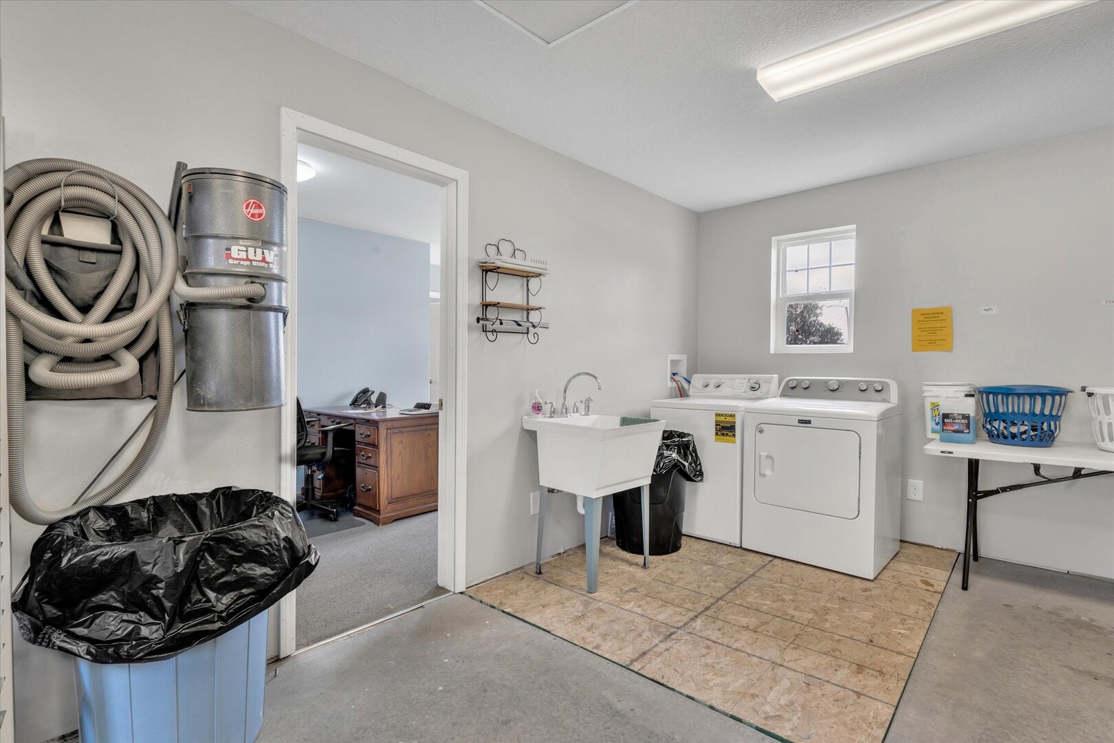 1906 Grant Street Property Photo 17