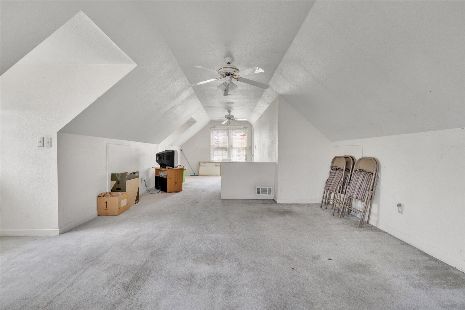 1906 Grant Street Property Photo 26