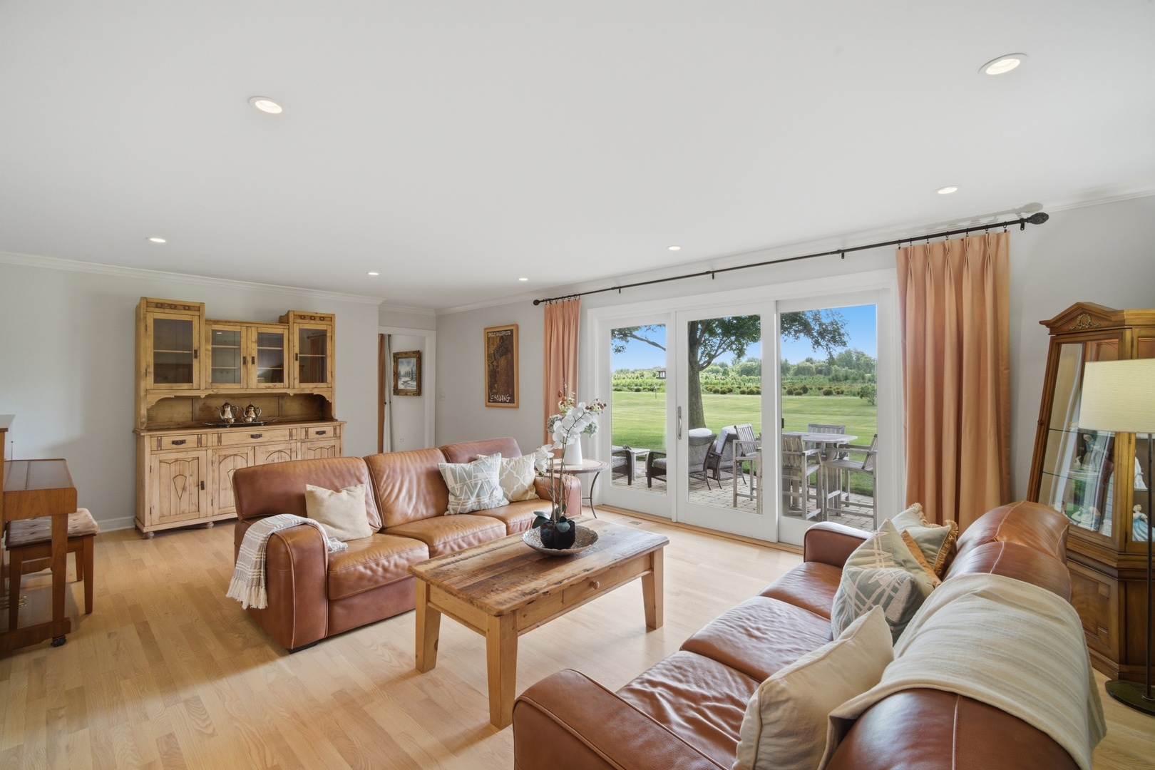 25730 N Eagle Drive Property Photo 4