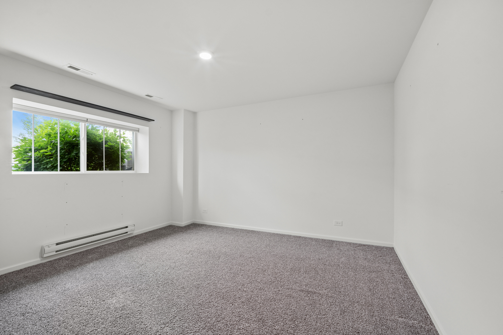 3824 Honeysuckle Lane Property Photo 17