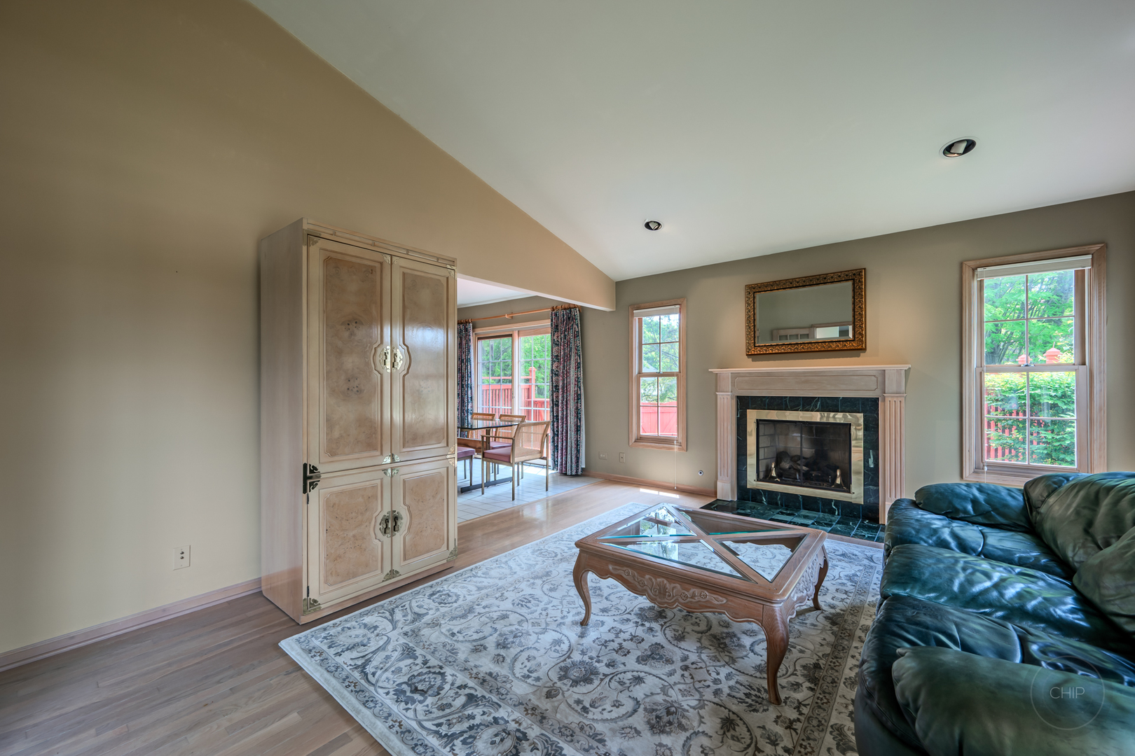 1046 E Amberwood Circle Property Photo 6