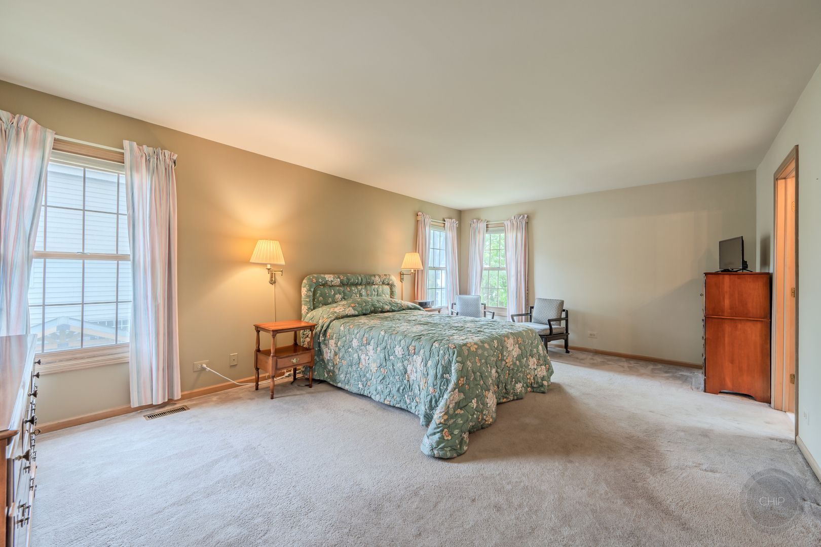 1046 E Amberwood Circle Property Photo 16