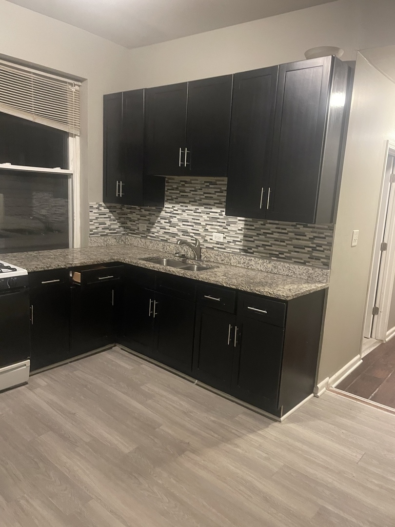 12658985 Property Photo 2