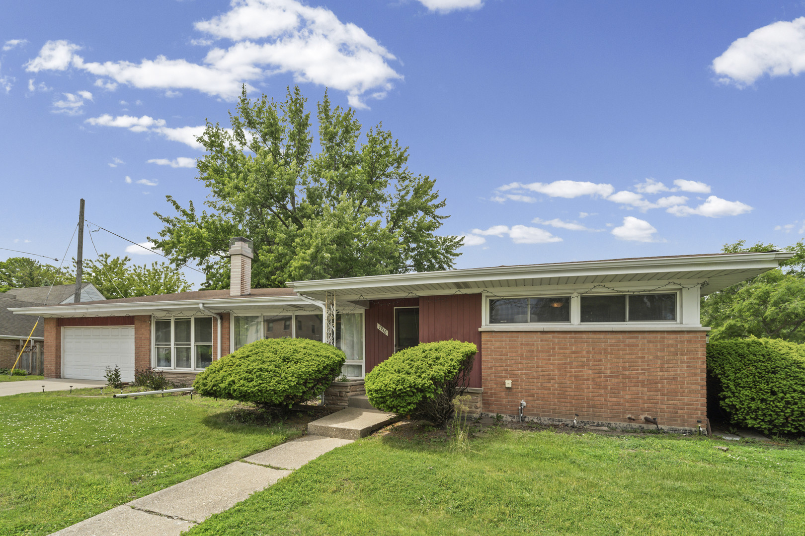 7946 Lotus Avenue Property Photo 1