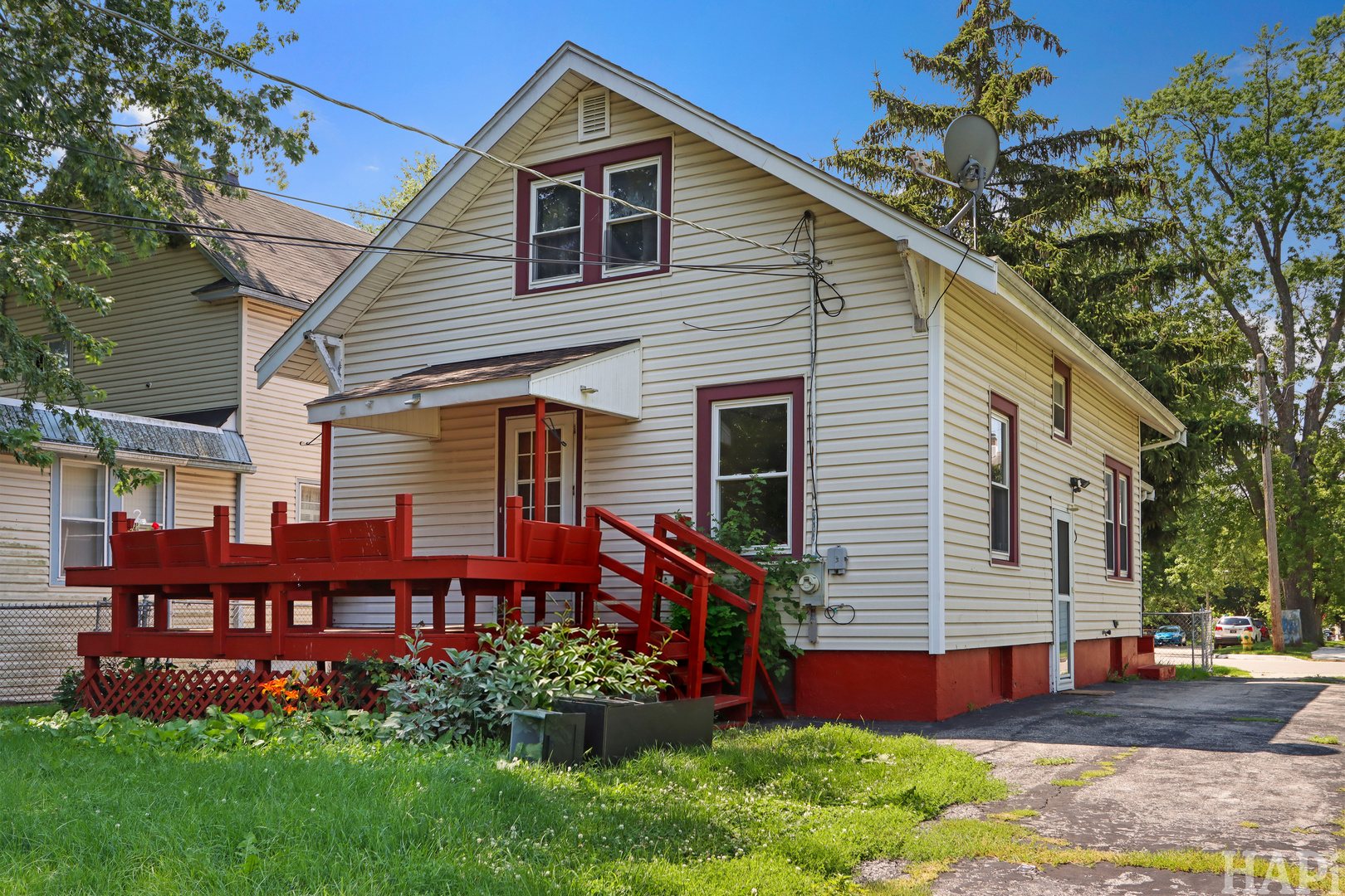 825 N Ash Street Property Photo 18