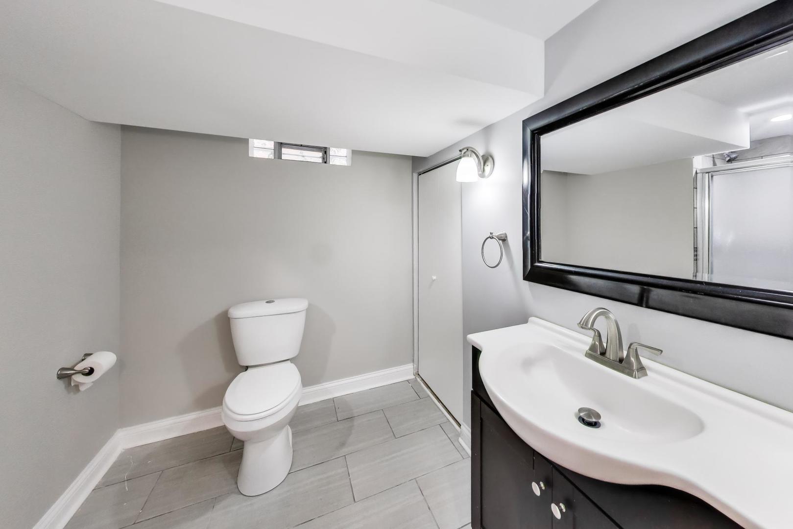 431 W 98th Street Property Photo 13