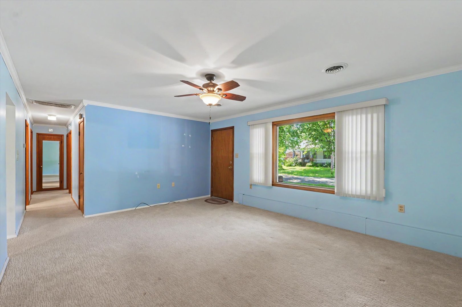 108 Brady Lane Property Photo 8