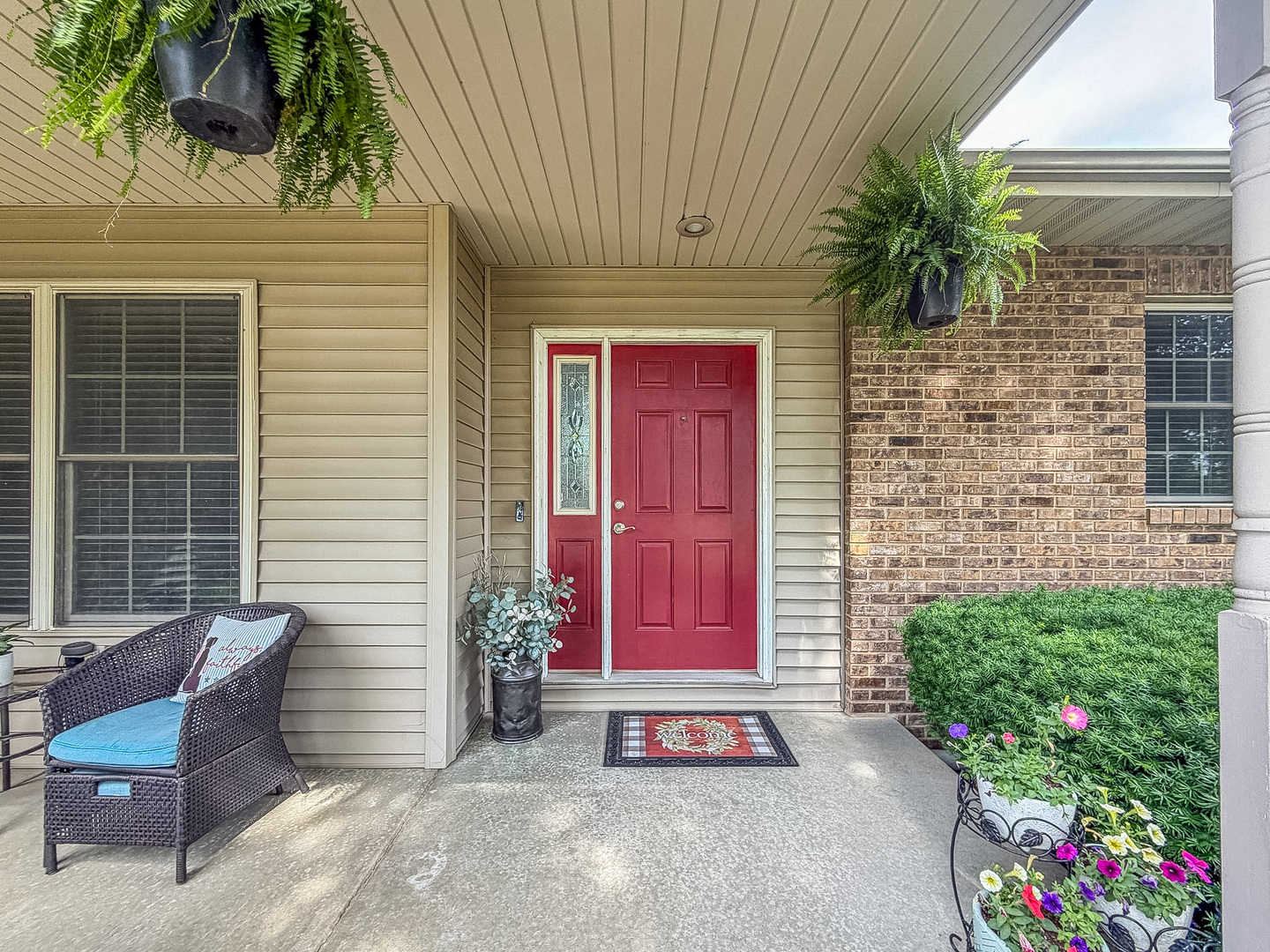 3906 Turnberry Drive Property Photo 4