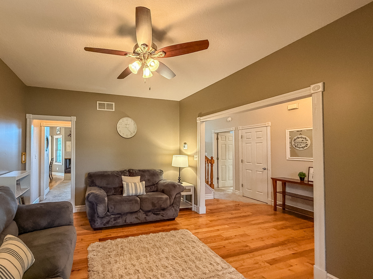 3906 Turnberry Drive Property Photo 9
