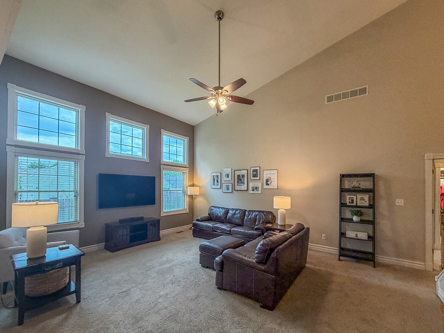 3906 Turnberry Drive Property Photo 12