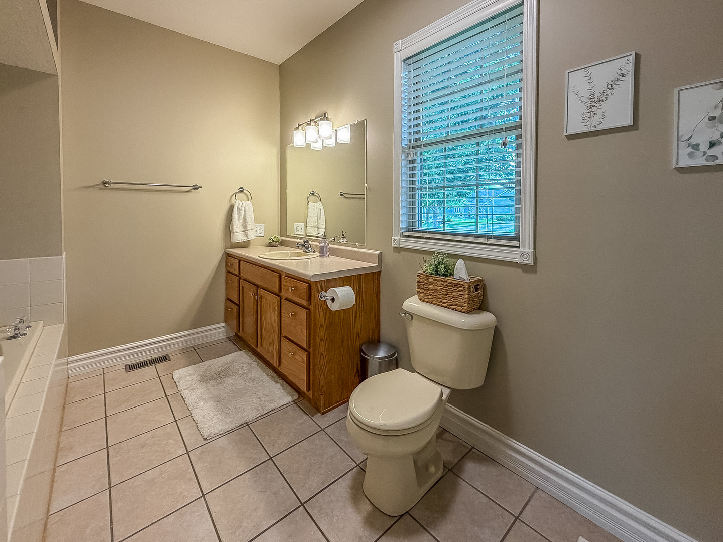 3906 Turnberry Drive Property Photo 24