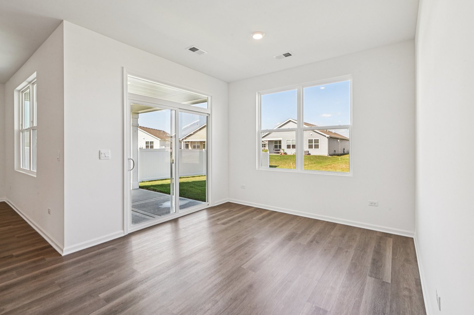 14616 S Azalia Circle Property Photo 7