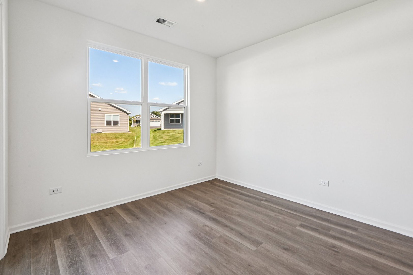 14616 S Azalia Circle Property Photo 8