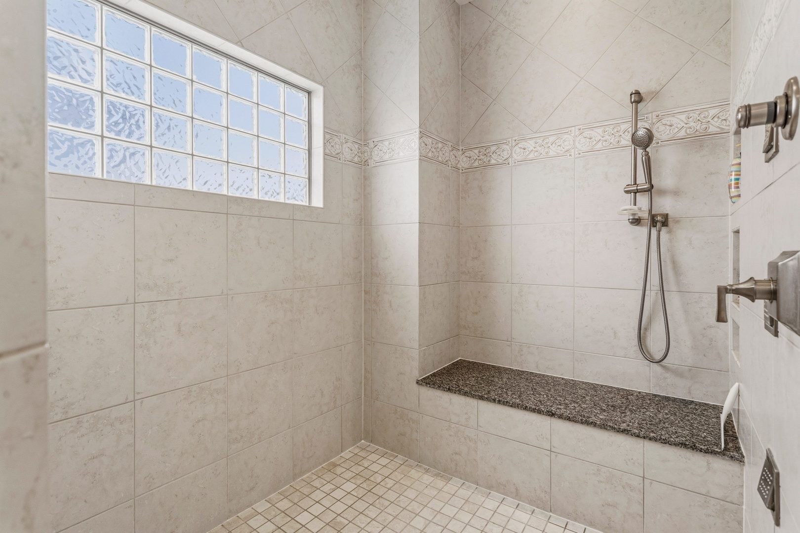 4706 Chestnut Grove Drive Property Photo 31