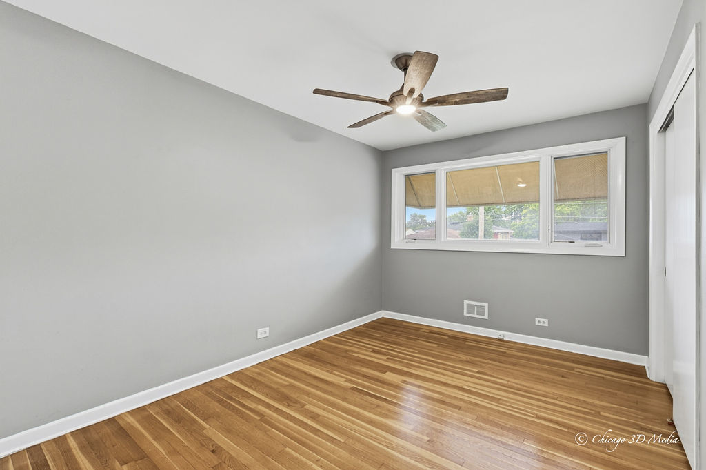 7349 W Breen Street Property Photo 15