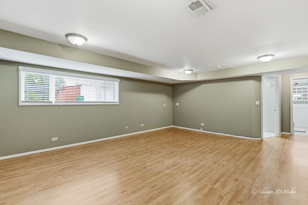7349 W Breen Street Property Photo 21