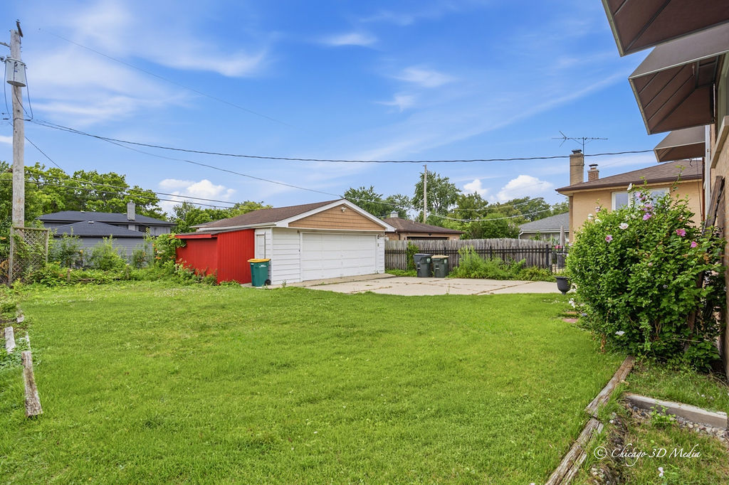 7349 W Breen Street Property Photo 25