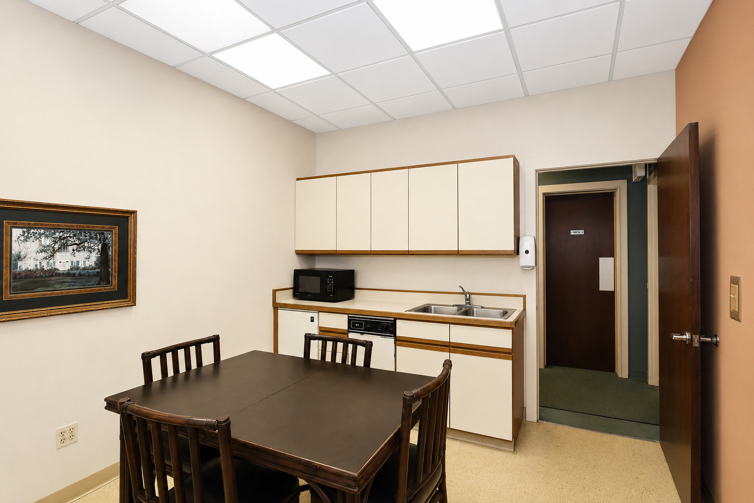 628 North Street Property Photo 16