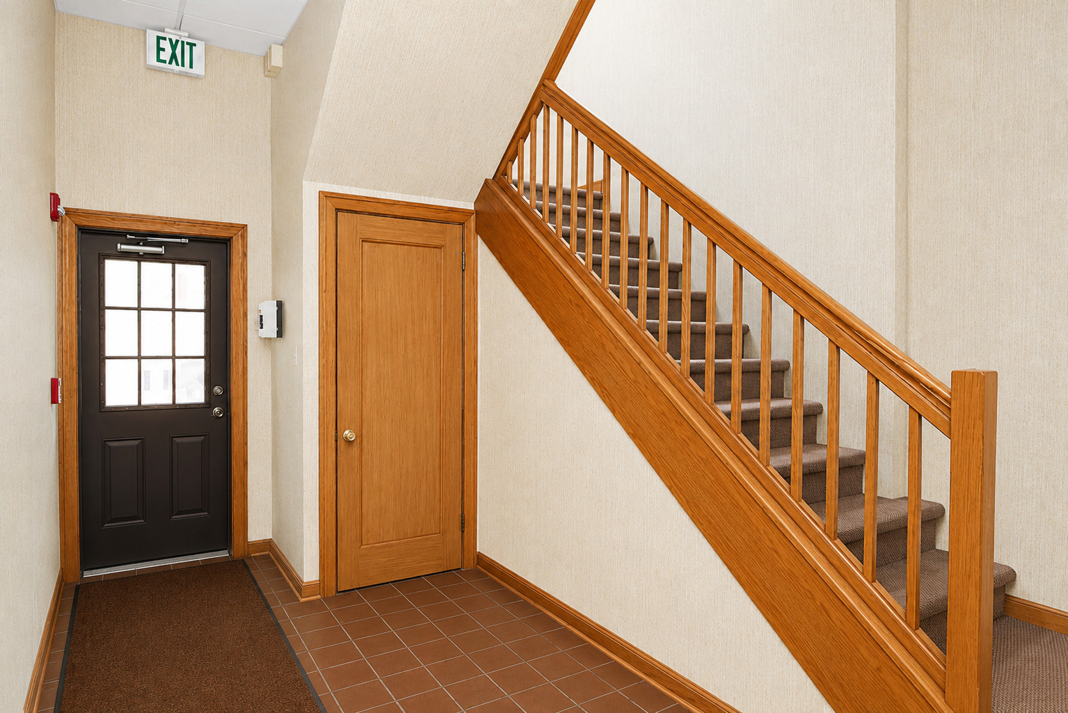 628 North Street Property Photo 48
