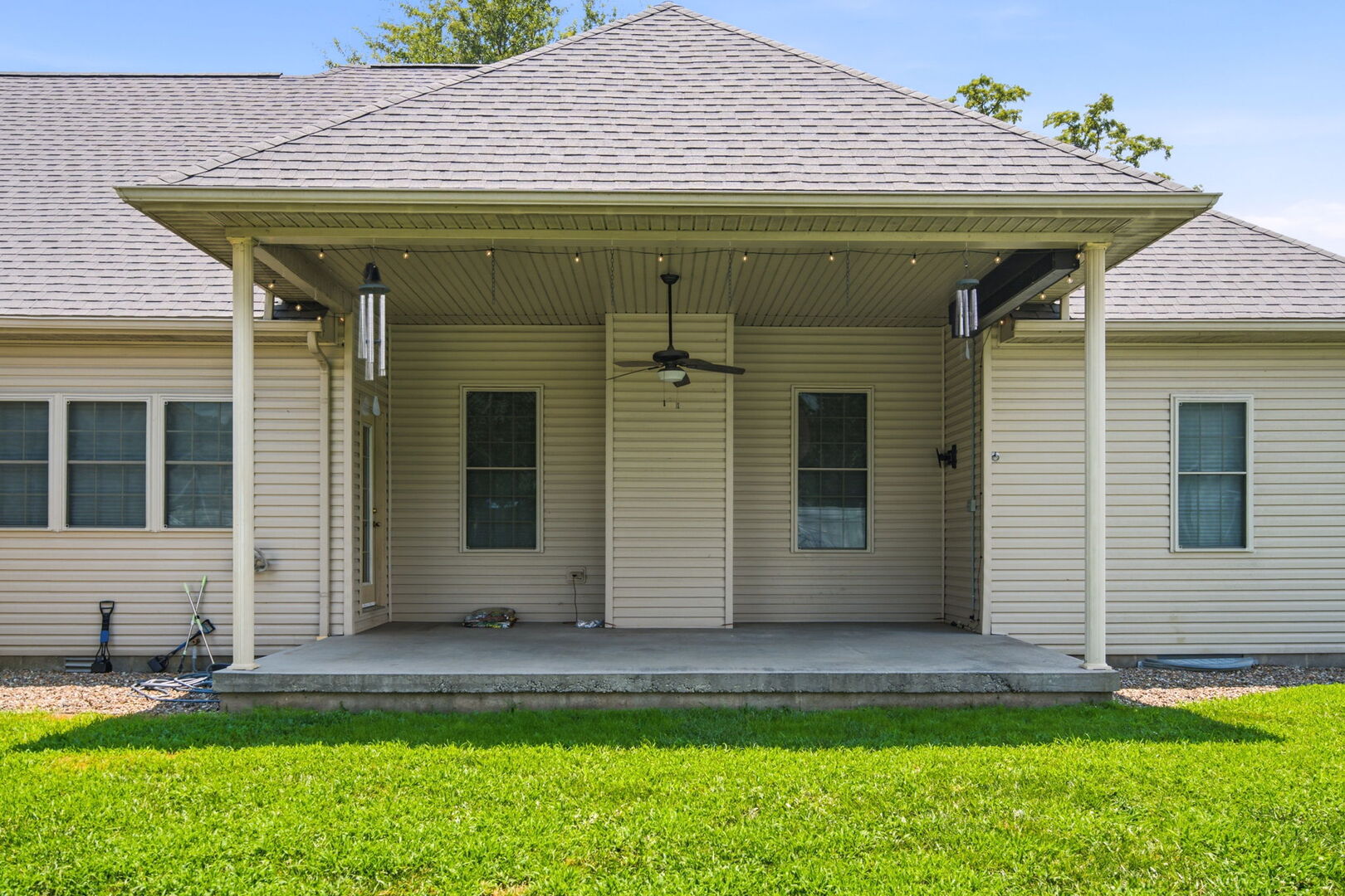 1104 Daybreak Drive Property Photo 5