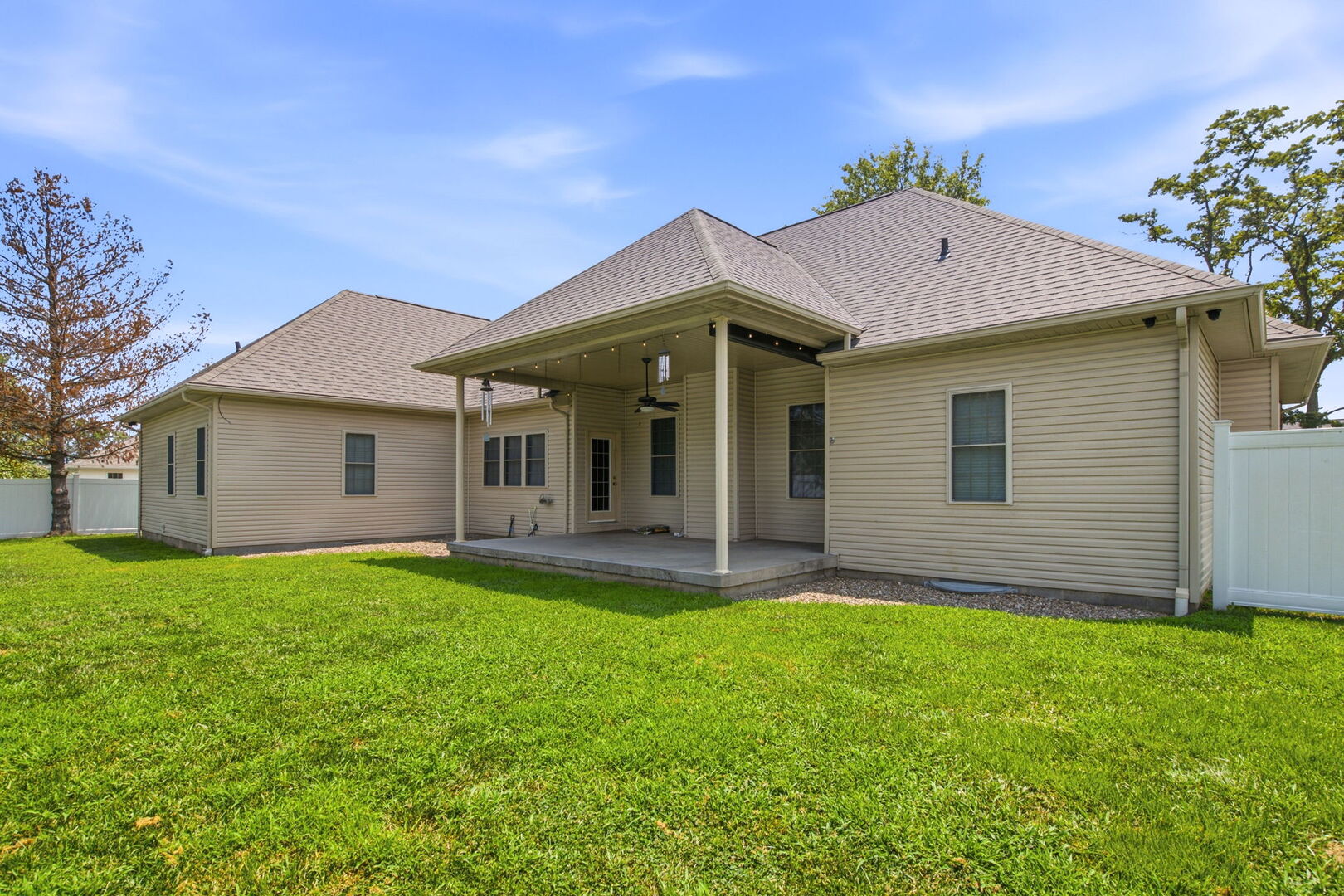 1104 Daybreak Drive Property Photo 6