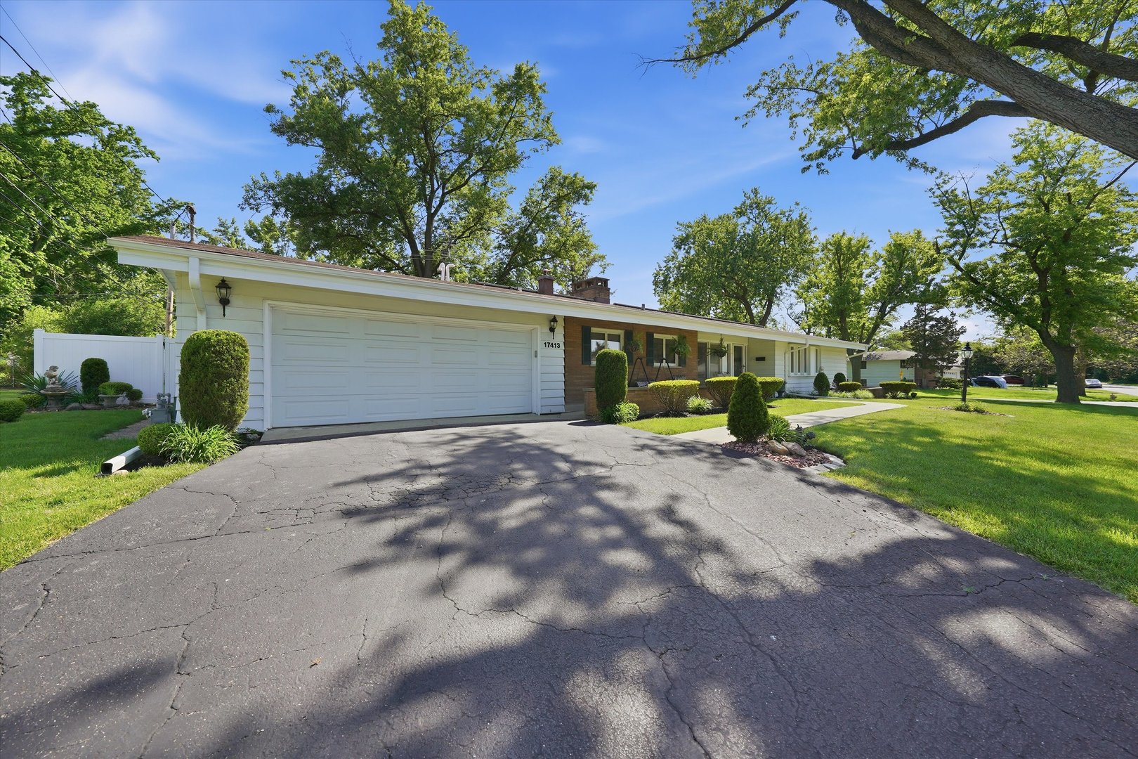 17413 Emerson Avenue Property Photo 3