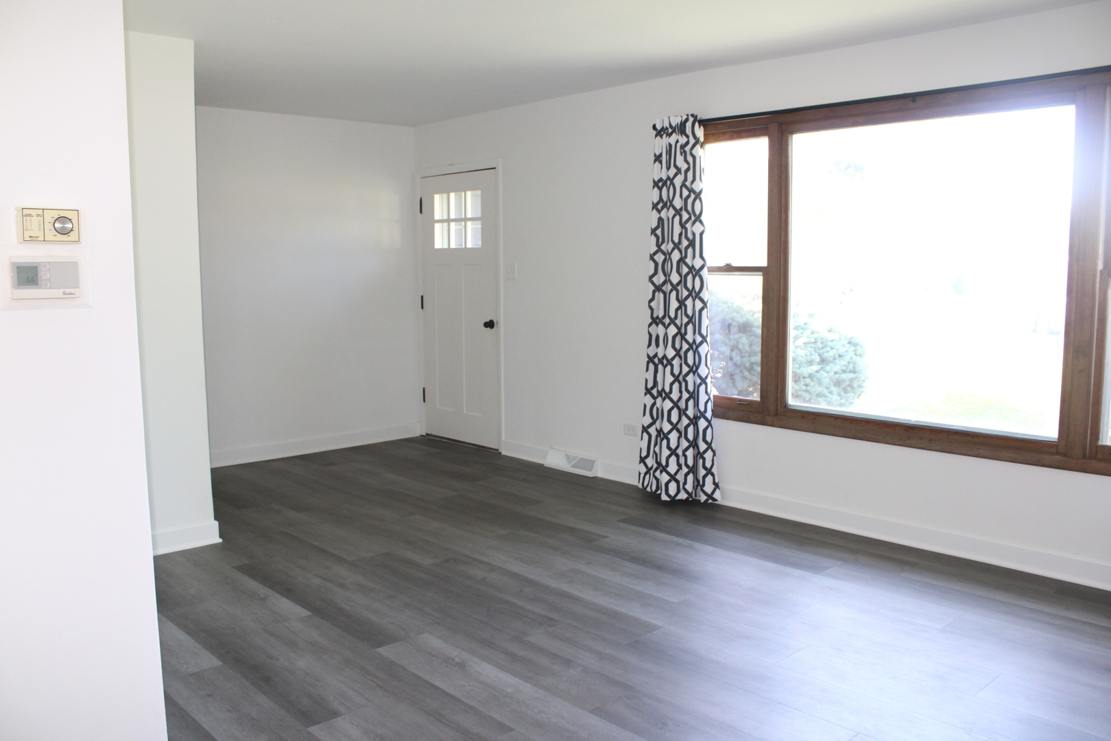 5554 Linder Court Property Photo 4