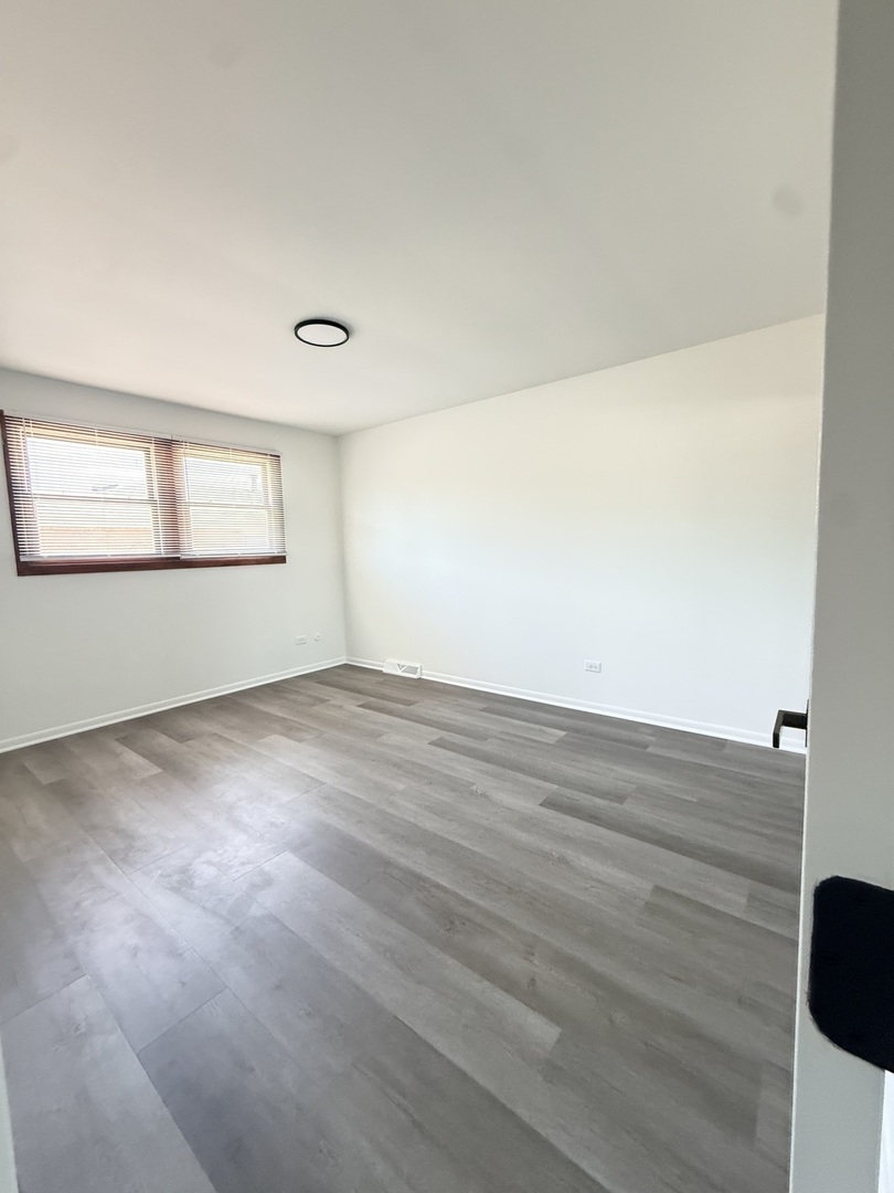 5554 Linder Court Property Photo 16
