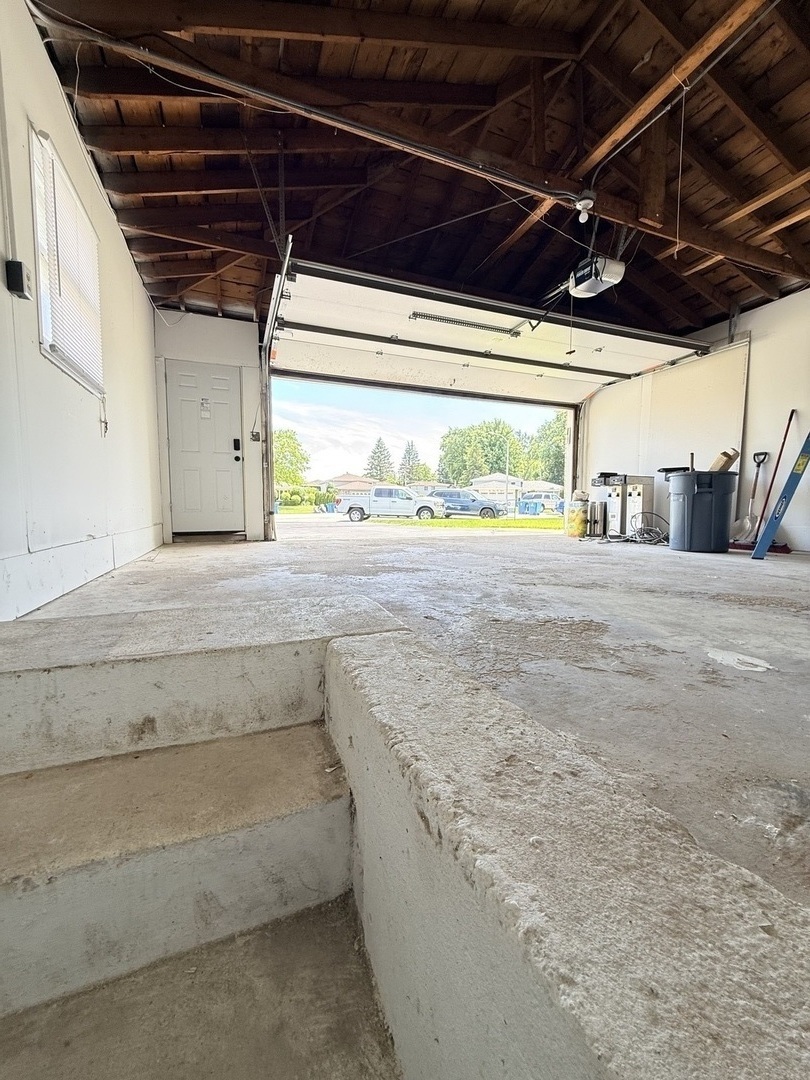5554 Linder Court Property Photo 25