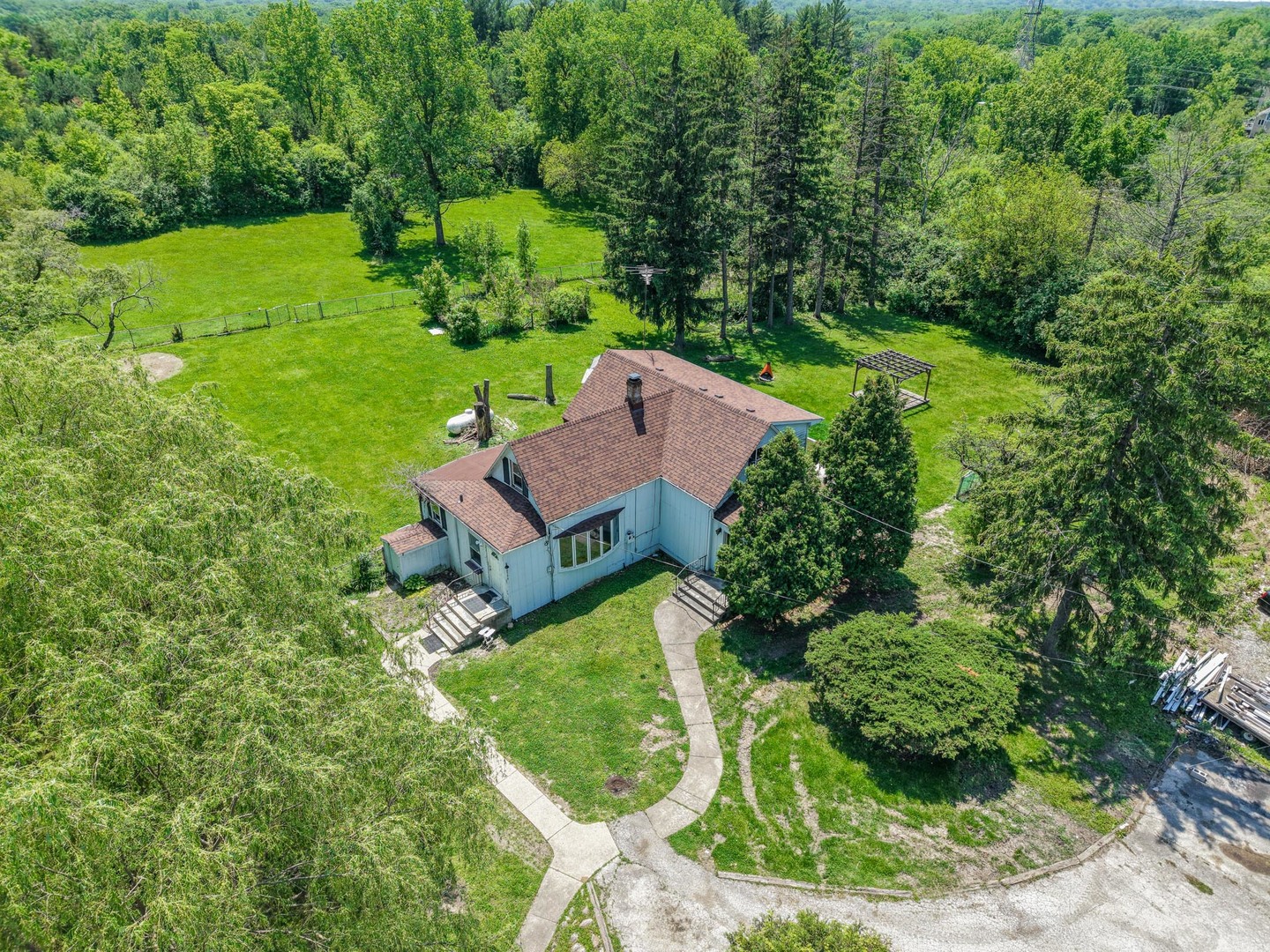 12799 Archer Avenue Property Photo 3