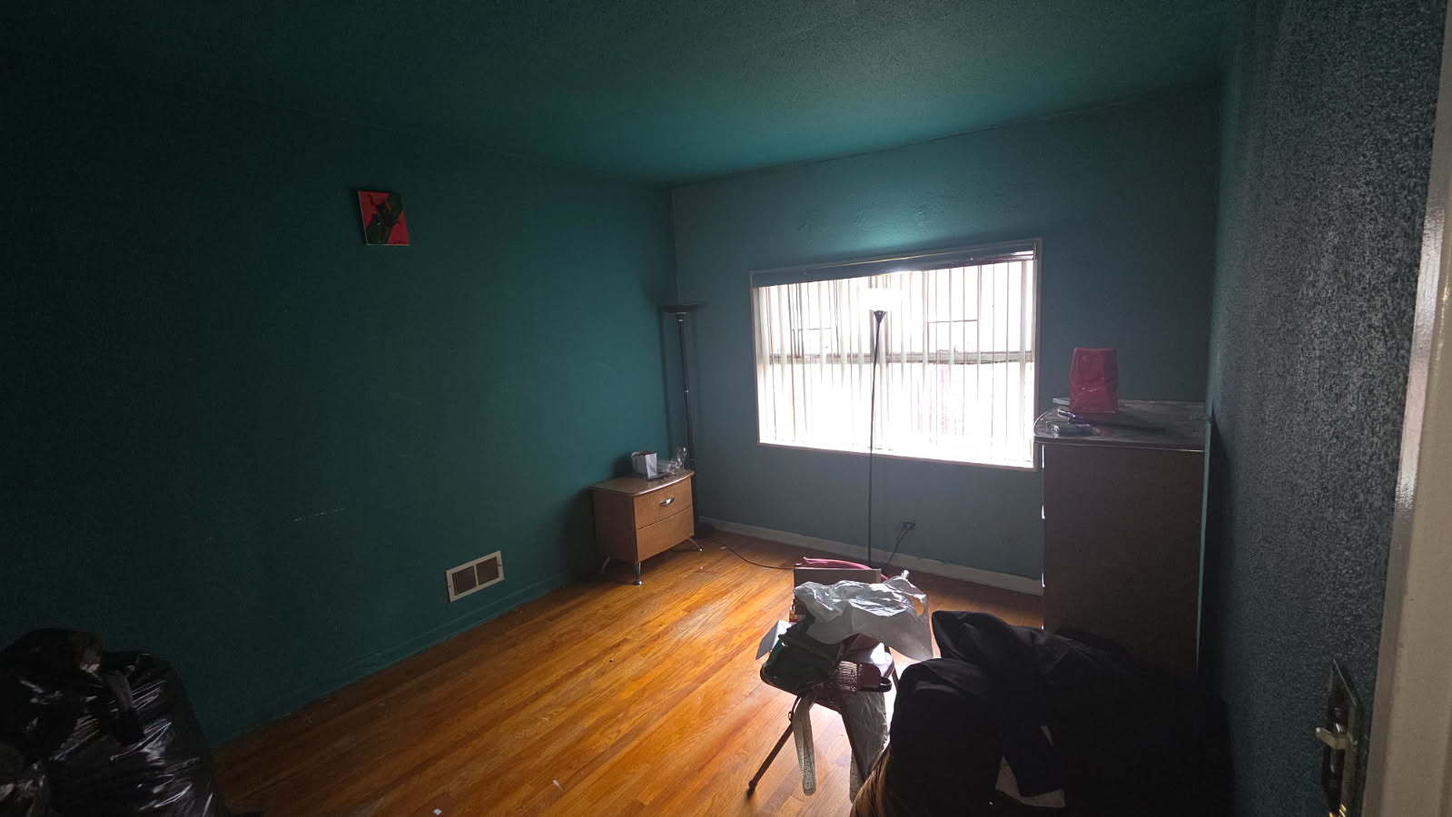 15409 Dobson Avenue Property Photo 5