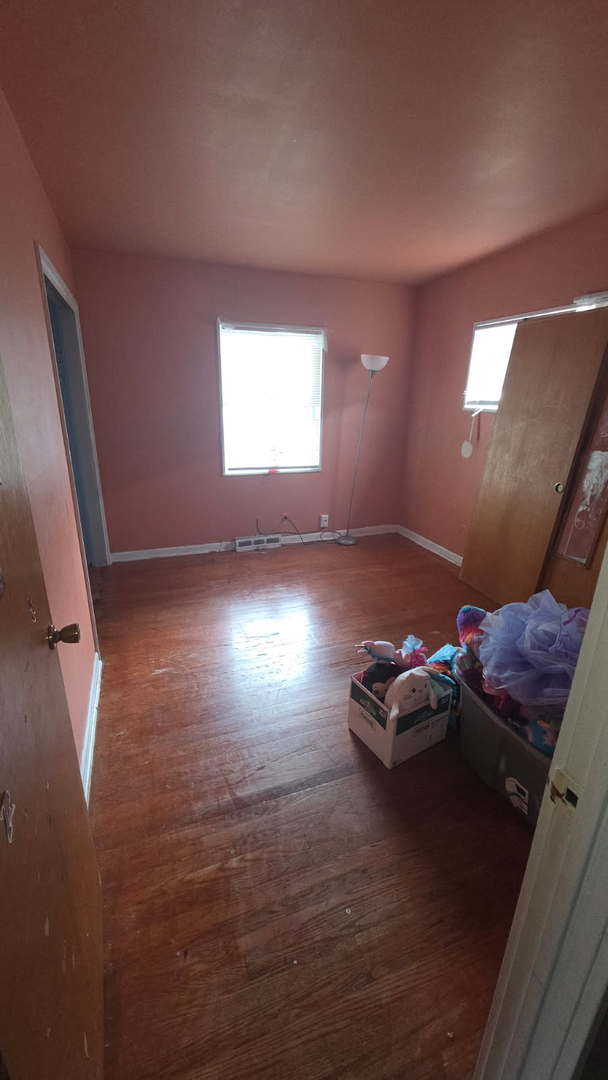 15409 Dobson Avenue Property Photo 6