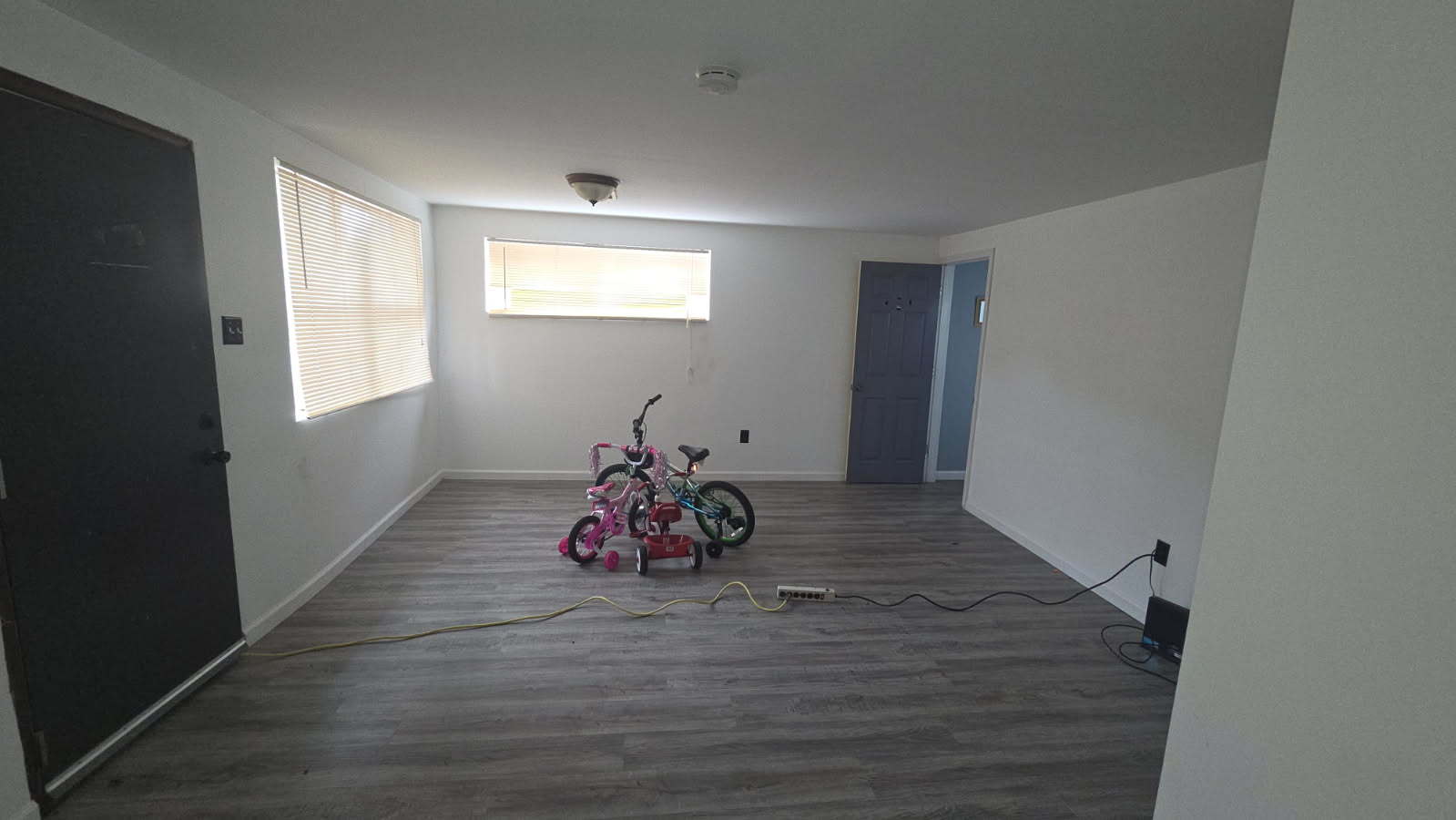 15409 Dobson Avenue Property Photo 7