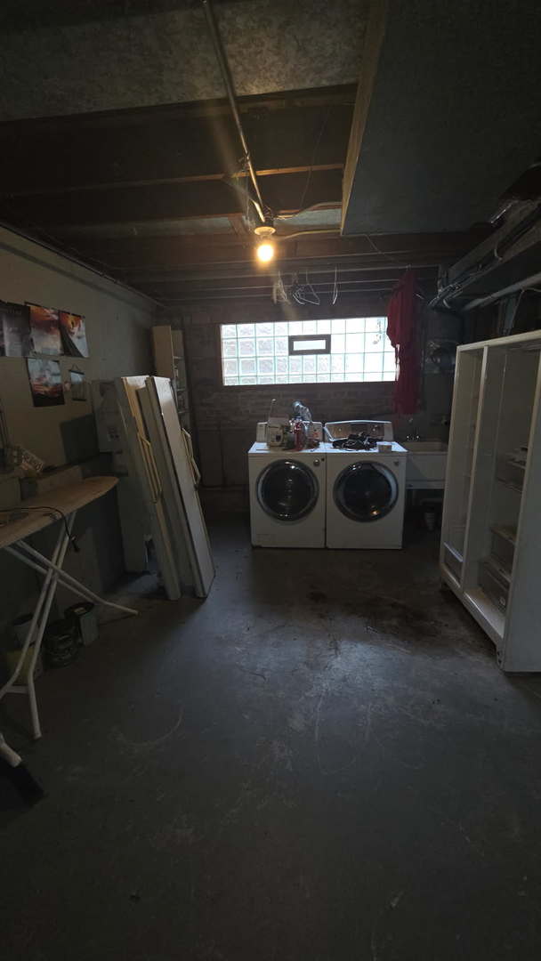 15409 Dobson Avenue Property Photo 9