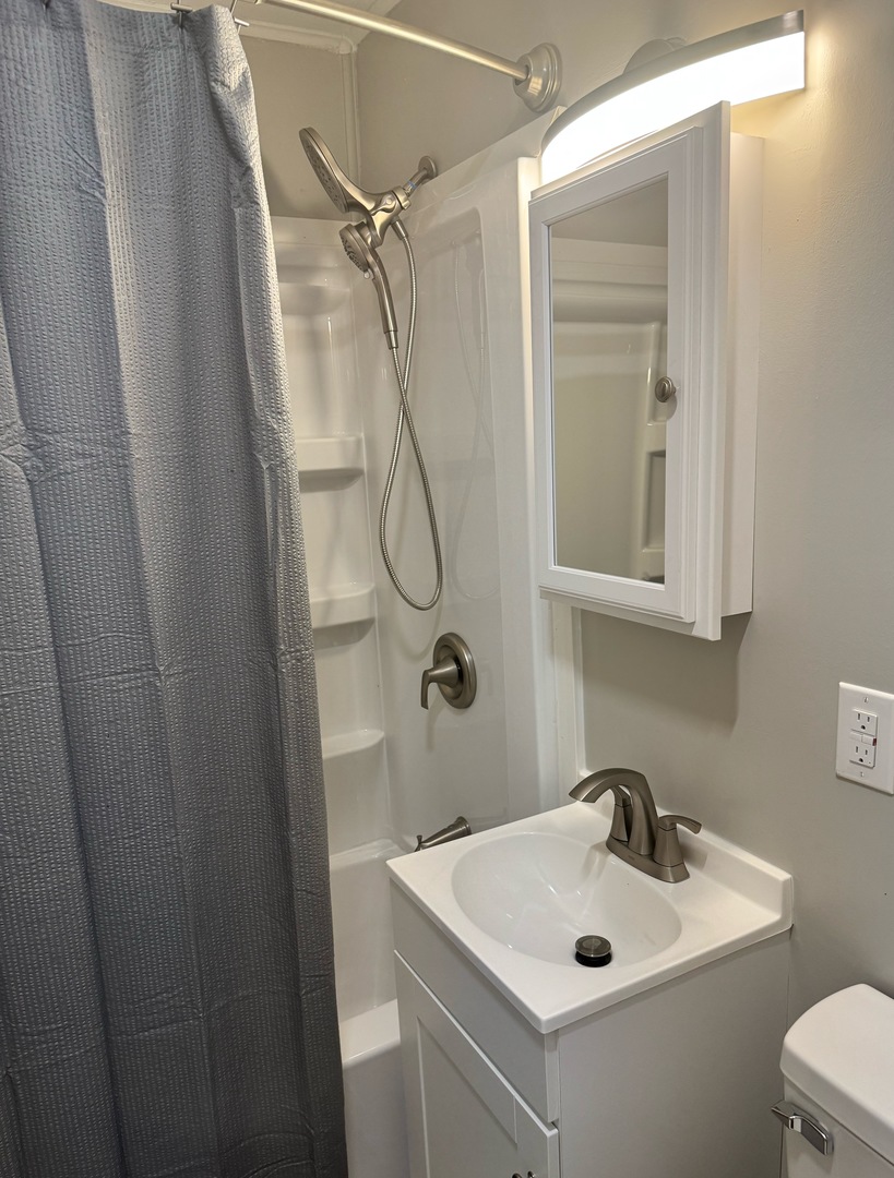 1041 Eastview Drive Property Photo 19