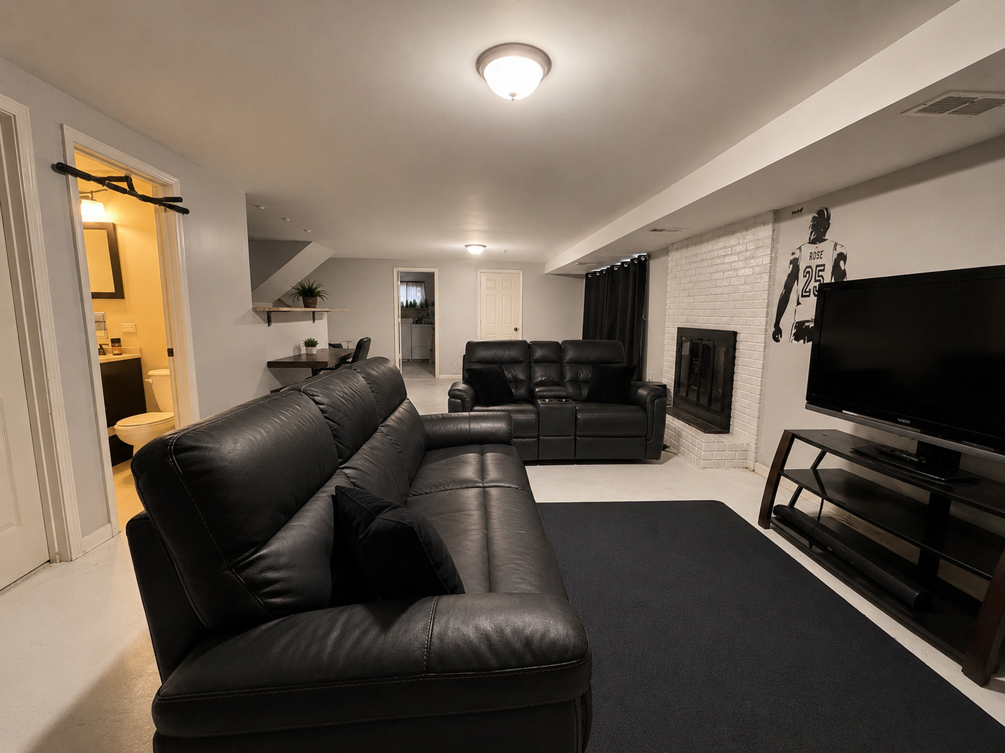1028 W Ohio Street Property Photo 13