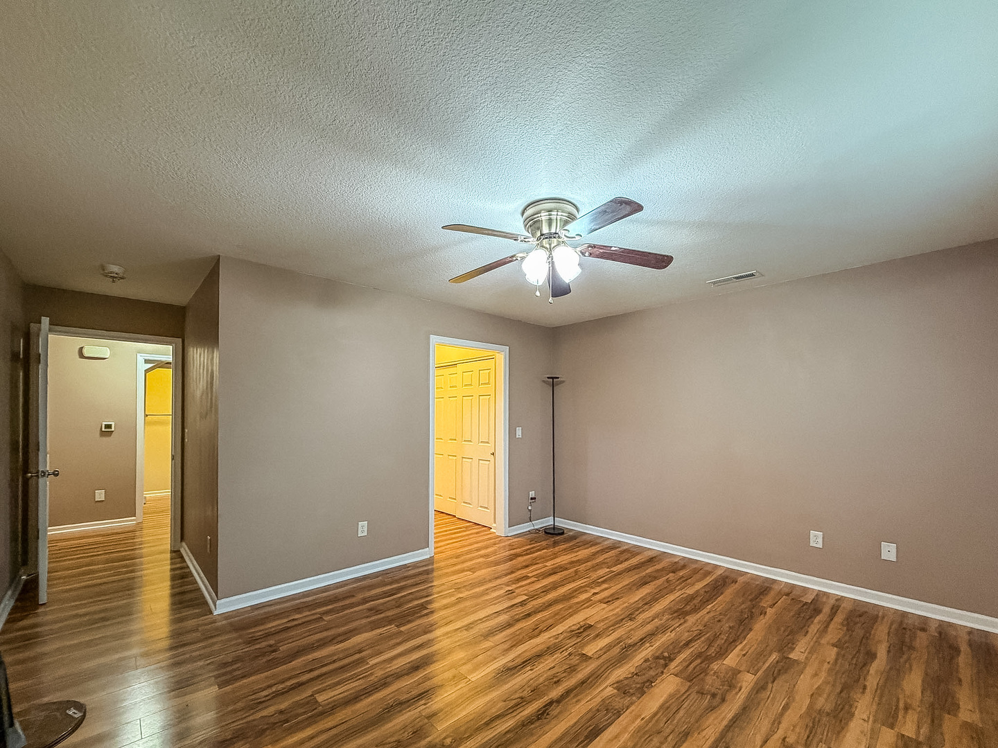 302 Luria Lane Property Photo 21