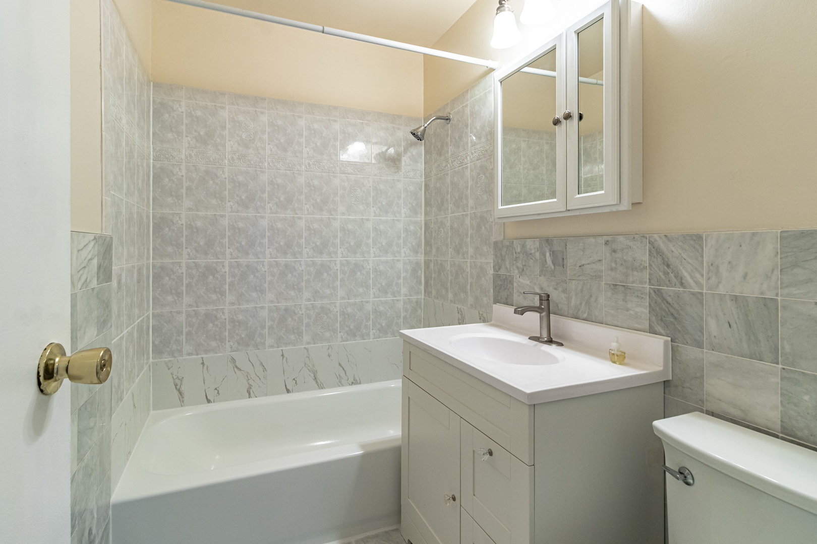 715 Grove Drive 206 Property Photo 14