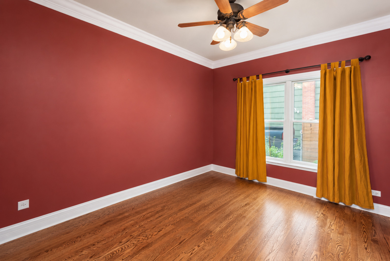 5536 Middaugh Avenue Property Photo 18