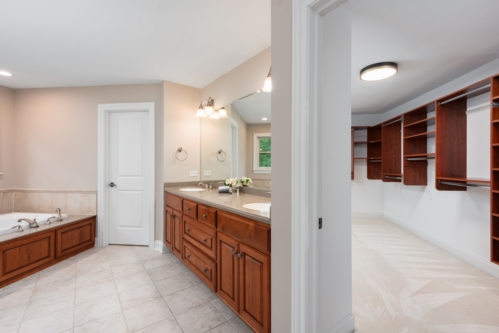 5536 Middaugh Avenue Property Photo 25