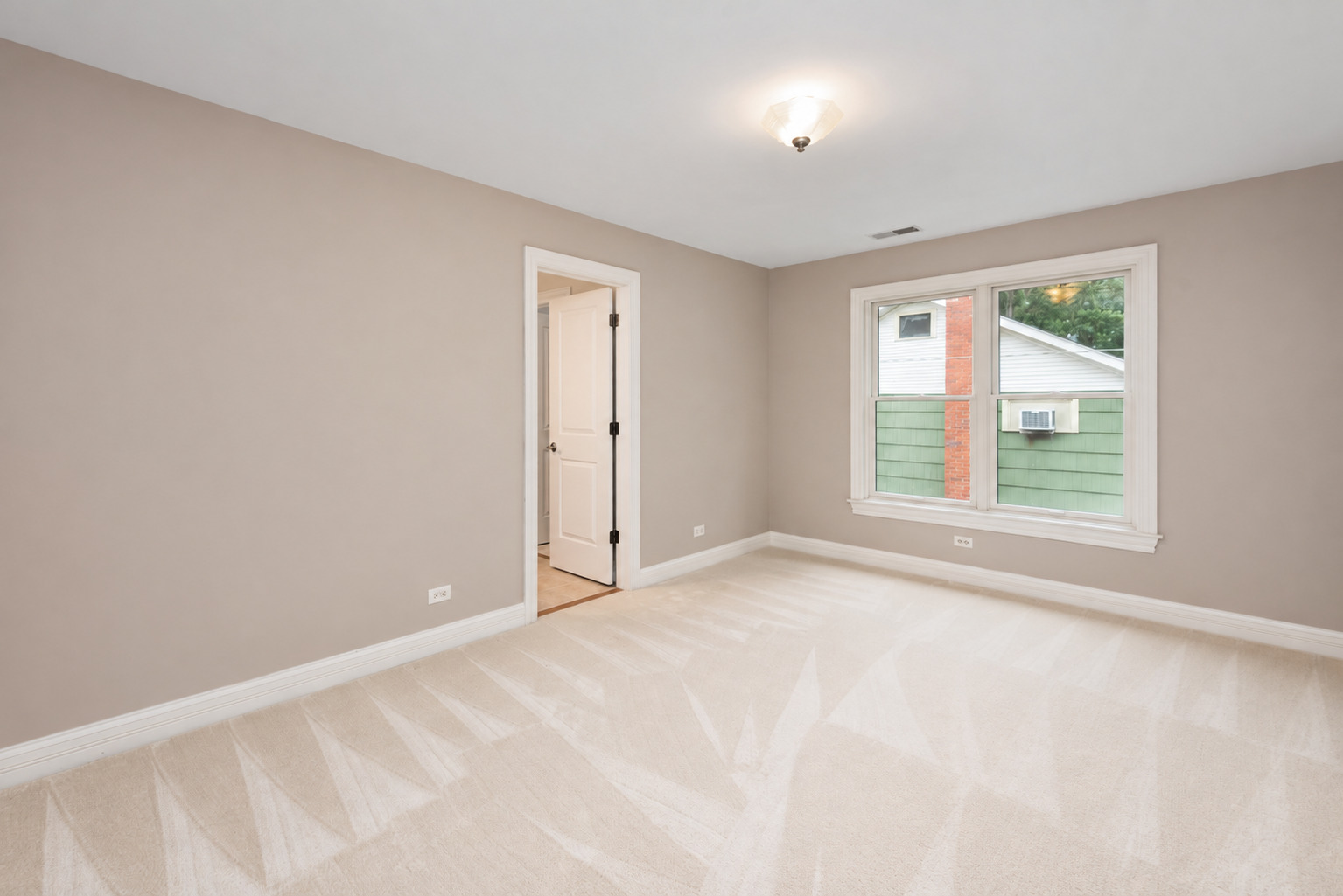 5536 Middaugh Avenue Property Photo 37