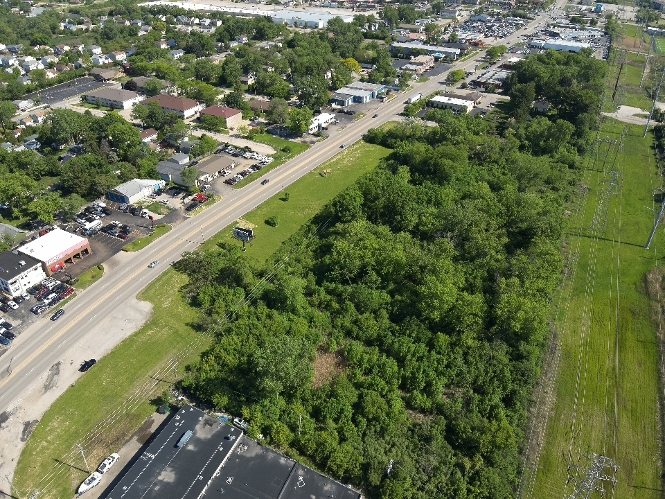 100 S Green Bay Road Property Photo 2