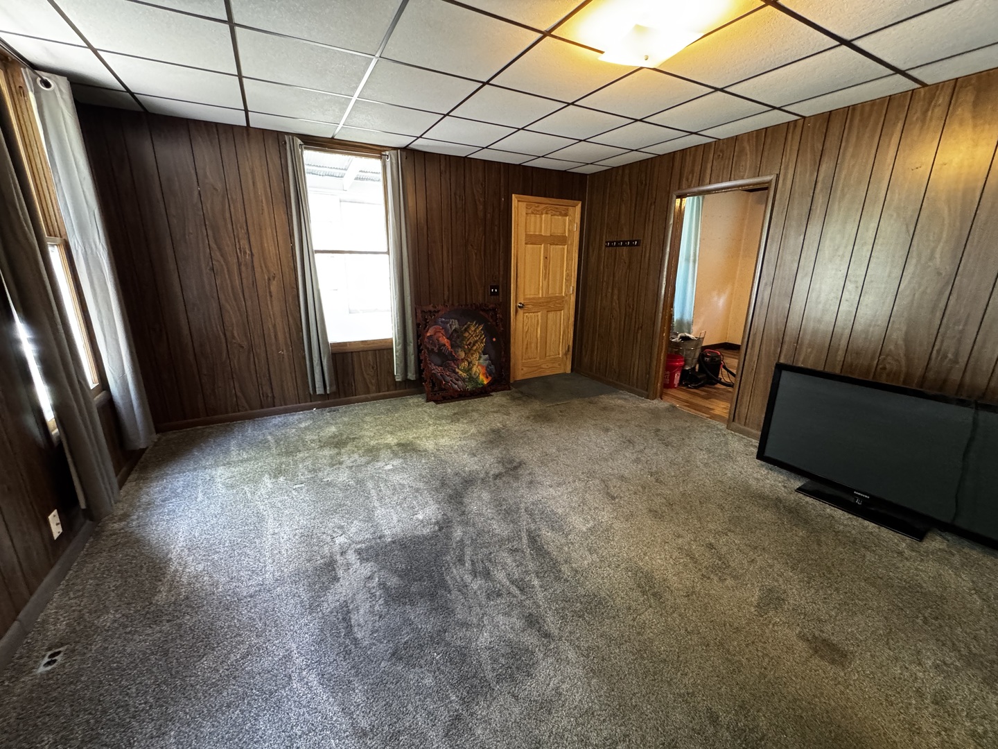 545 N Division Street Property Photo 10