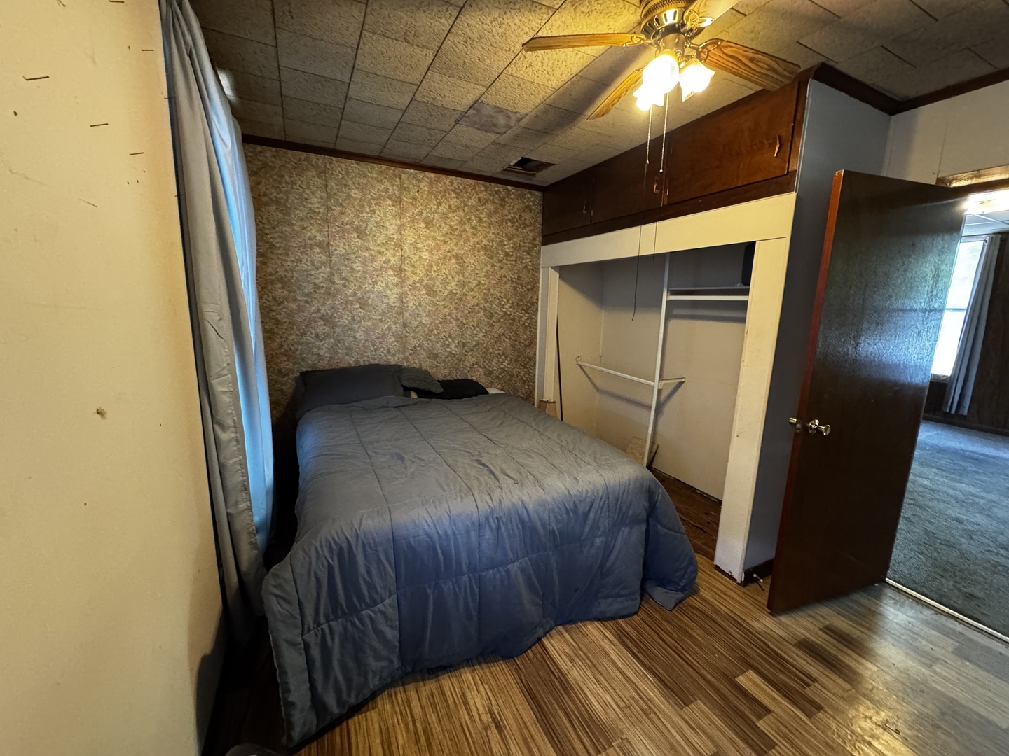 545 N Division Street Property Photo 13