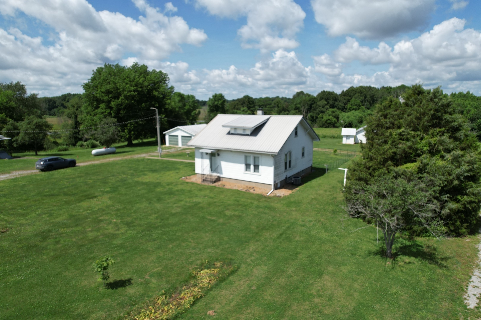 2919 Feather Trail Road Property Photo 1