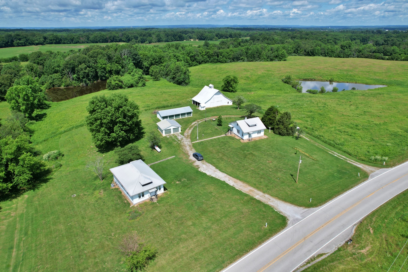 2919 Feather Trail Road Property Photo 3
