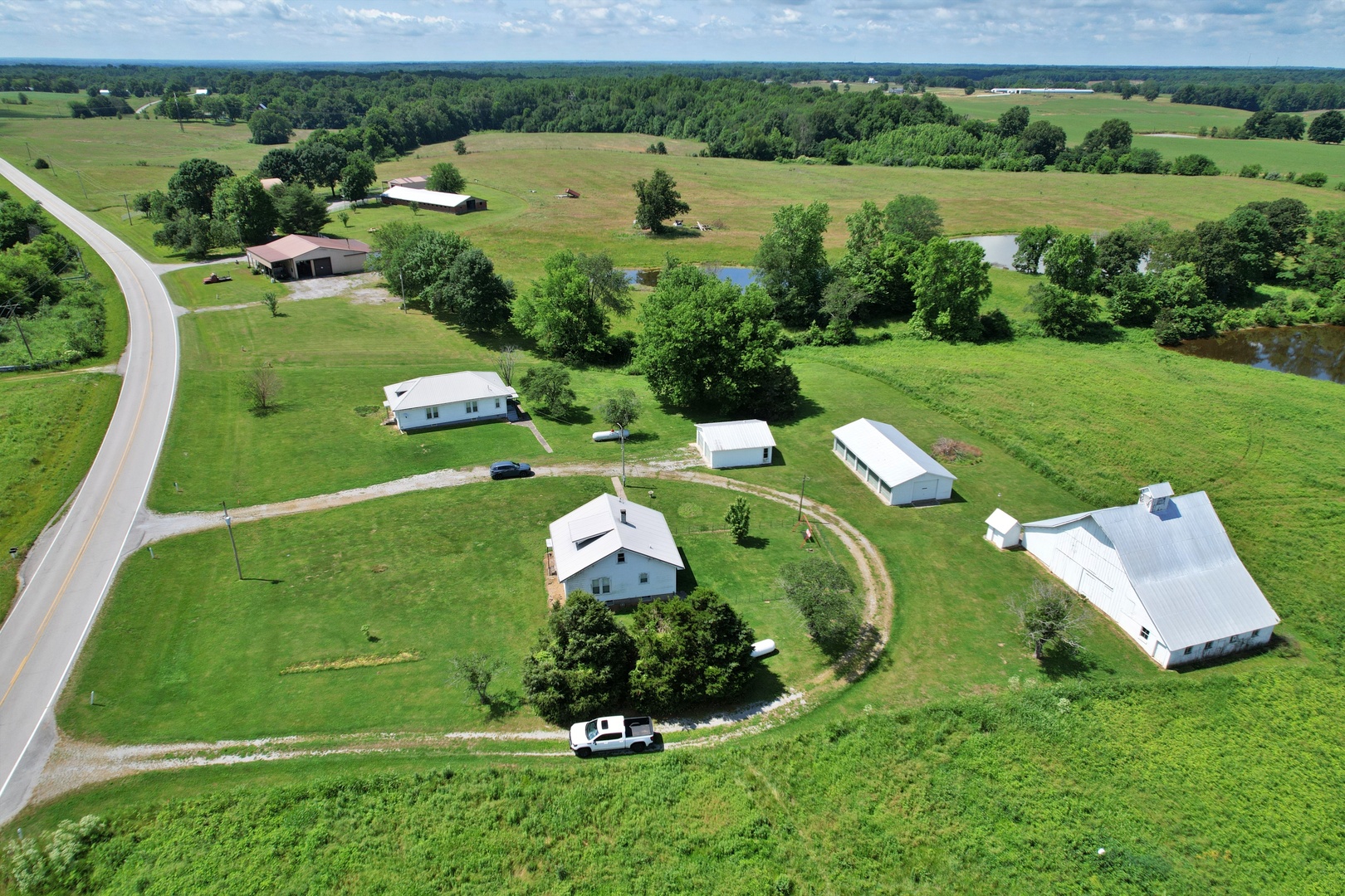 2919 Feather Trail Road Property Photo 4