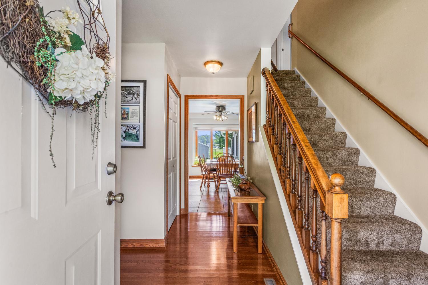 910 N Bell Street Property Photo 18