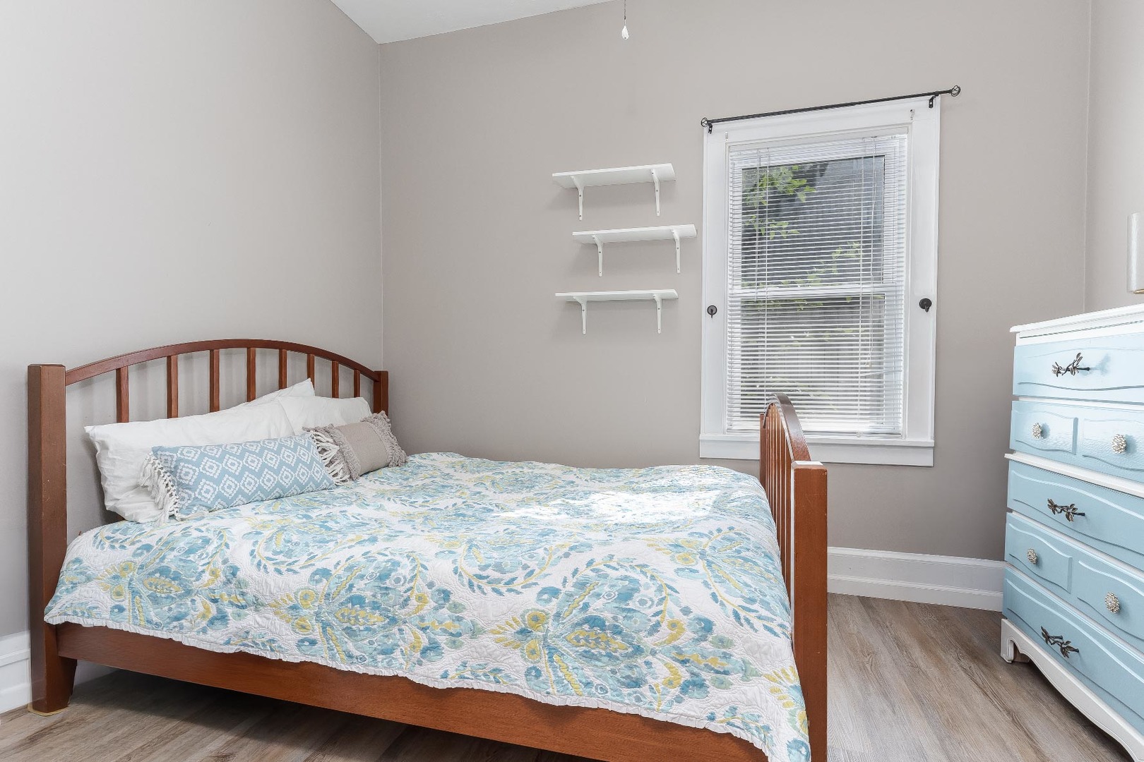 501 E Jackson Street Property Photo 25